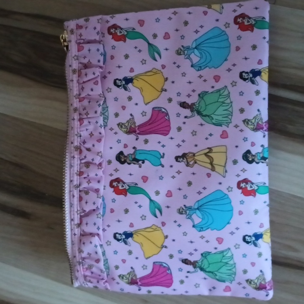 Never Stop Dreaming Pouch